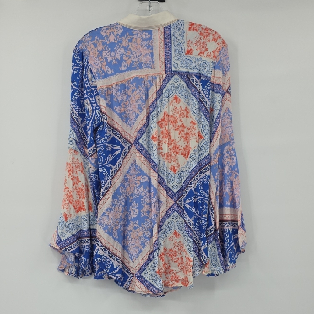 ARATTA Long Distance Lover  Button Down Printed Bell Sleeve Top Shirt M - Picture 5 of 9